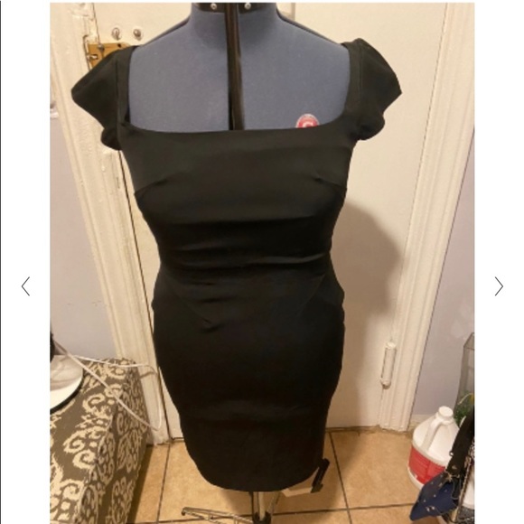 Dress - Picture 1 of 2